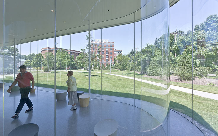 SANAA|glass pavillio toledo