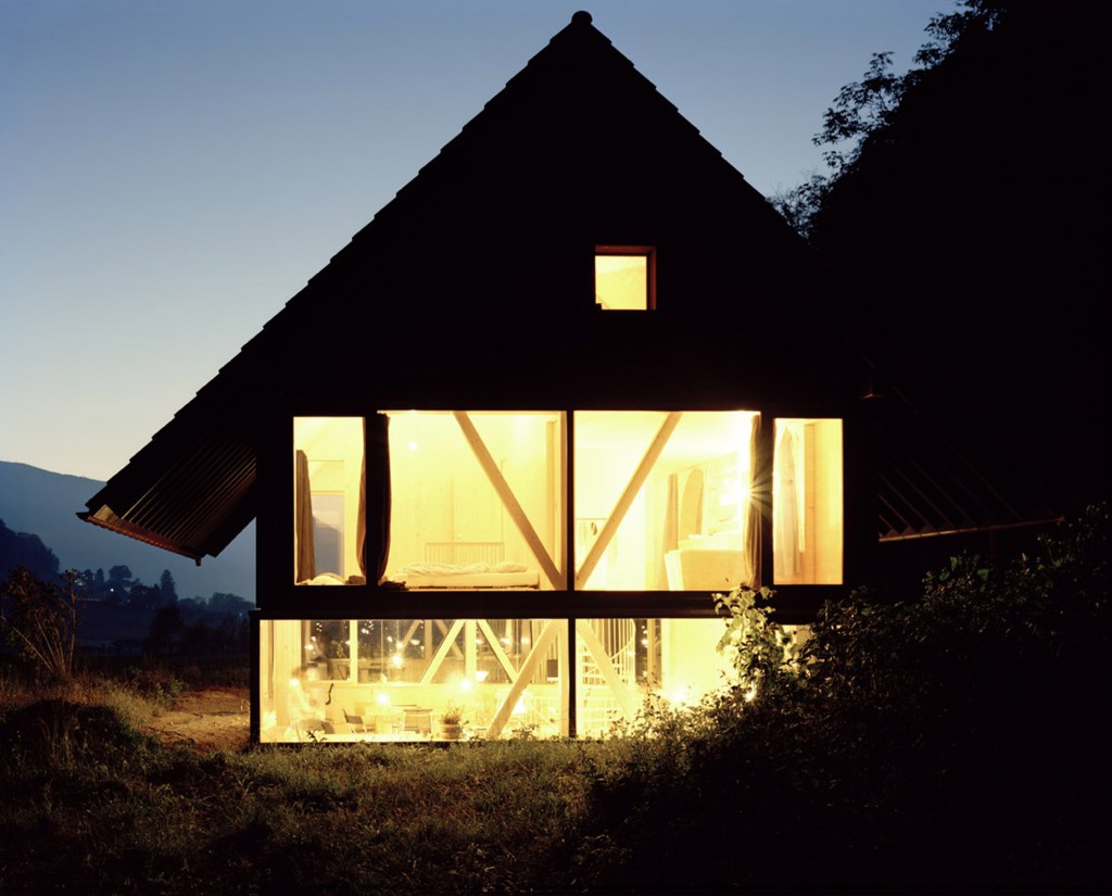 5327b664c07a8042fc0002f6_house-in-balsthal-pascal-flammer-architekten_balsthal_022s_-ioana_marinescu