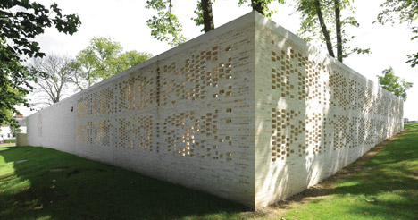 Maggies-Centre-Lanarkshire-by-Reiach-and-Hall_dezeen_468_6