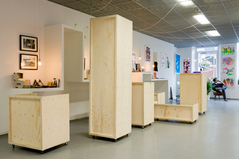 Extruding-store-Kapitaal-in-Utrecht-by-ZakenMaker_dezeen_3