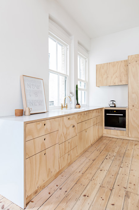 Flinders-Lane-Apartment-by-Clare-Cousins-Architects_dezeen_9