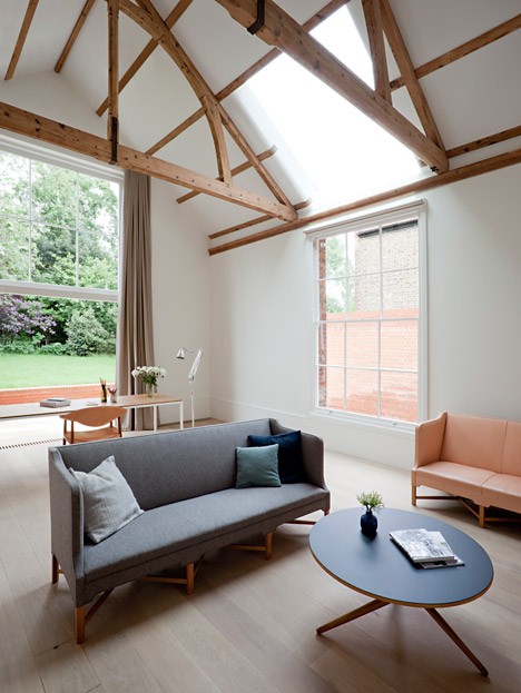Refurbishment-and-Extension-of-Grade-ll-Victorian-House-in-London-by-SevilPeach_dezeen_468_8