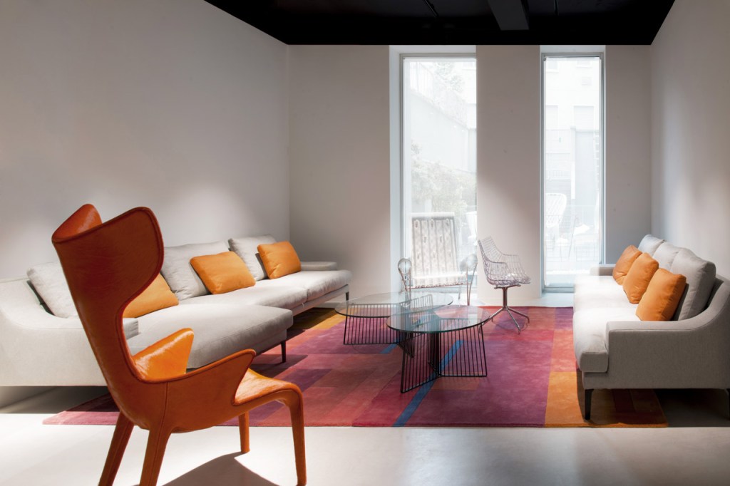 domus-03-chipperfield-driade-milano