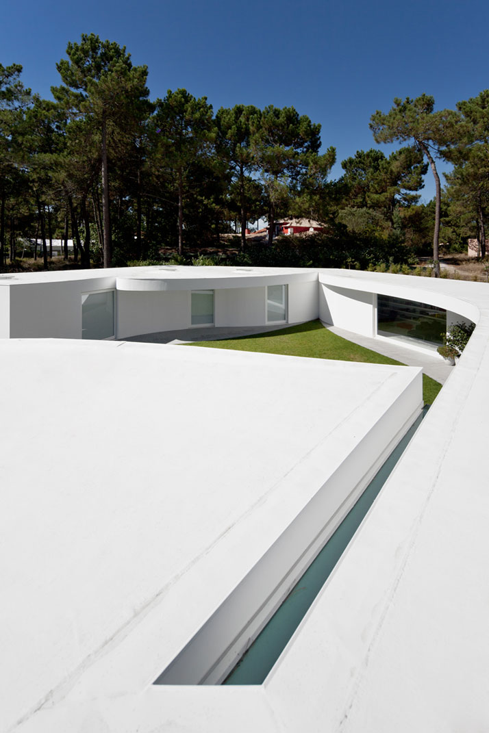 AIRES MATEUS | House in&nbsp;Aroeira