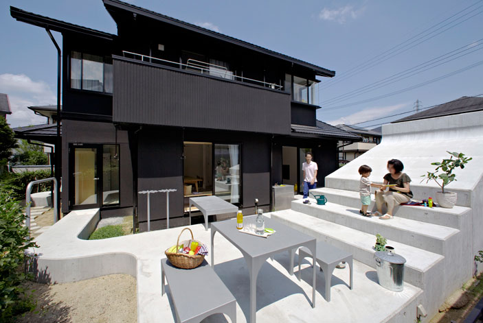 A-Japanese-Home-and-Garden-Renovation-idea+sgn-Ikoma-city-by-Spacespace-3 (1)