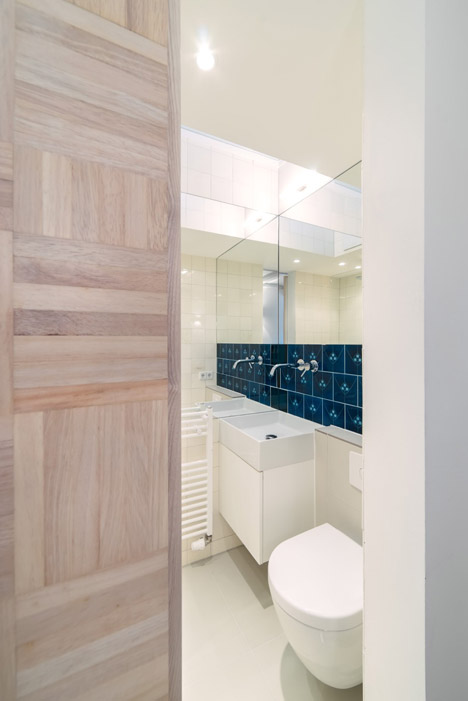 Micro-Apartment-in-Berlin-by-Spamroom-and-Johnpaulcoss_dezeen_468_12