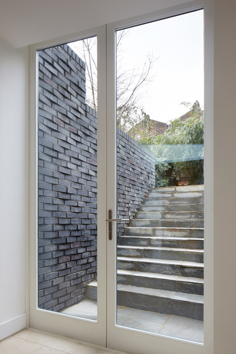 The-Brick-House-by-Fraher-Architects_dezeen_468_5