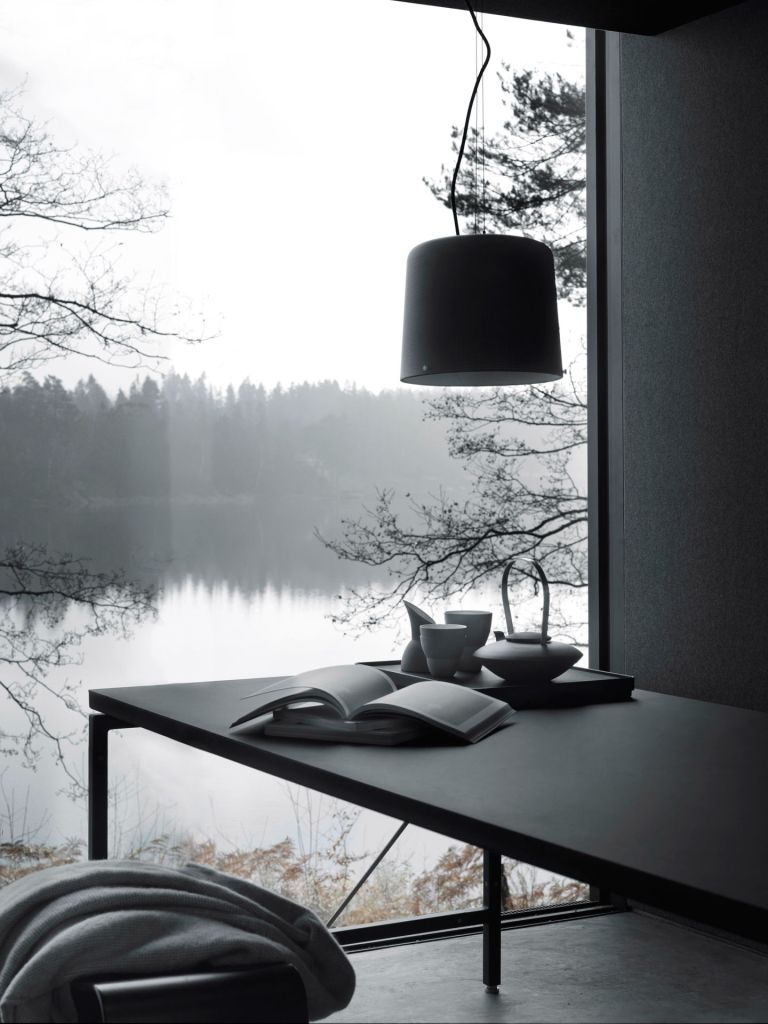 Vipp701_Kitchentable01_Low
