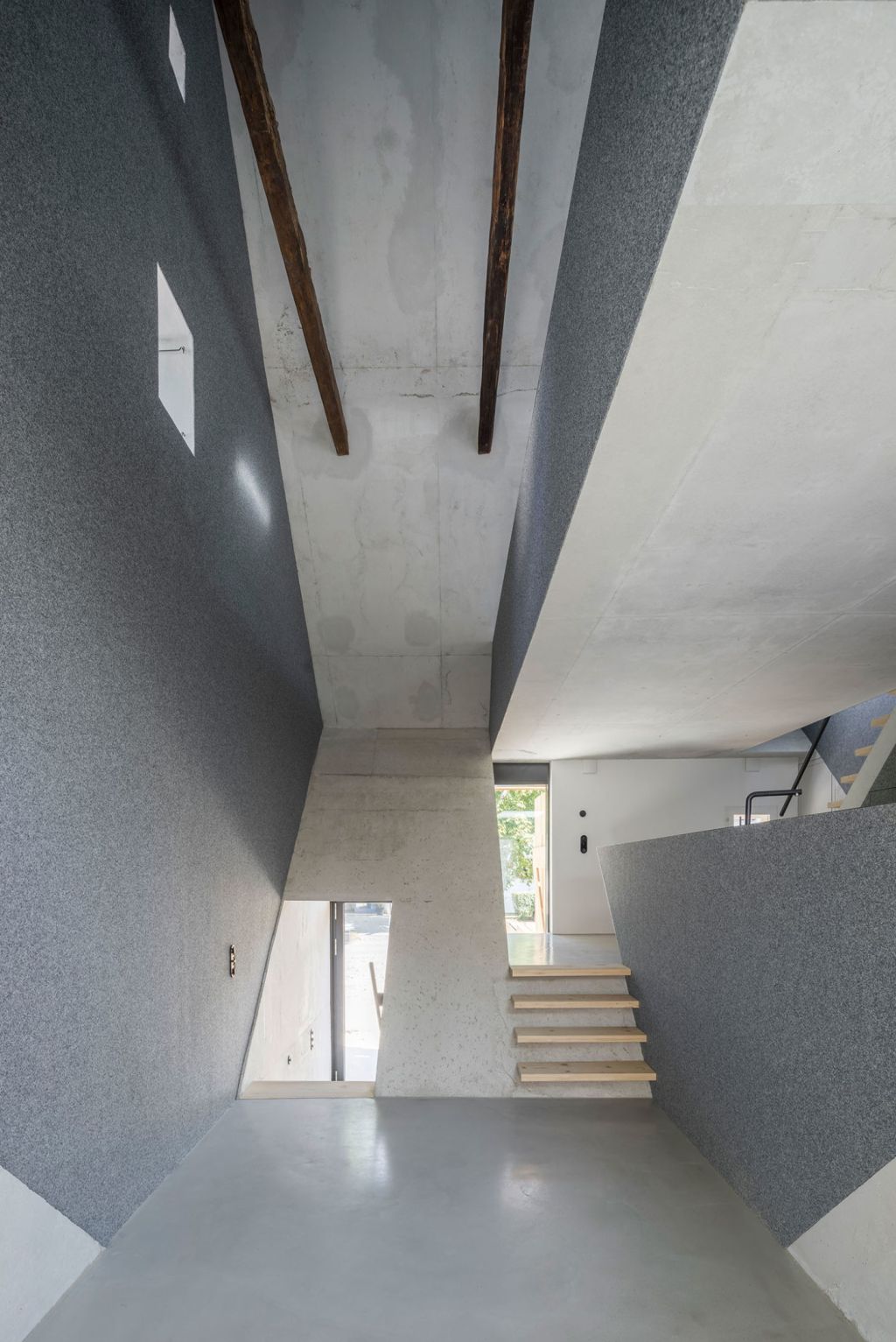 PETER HAIMERL ARCHITEKTUR | The Schuster farmhouse in&nbsp;Alt-Riem